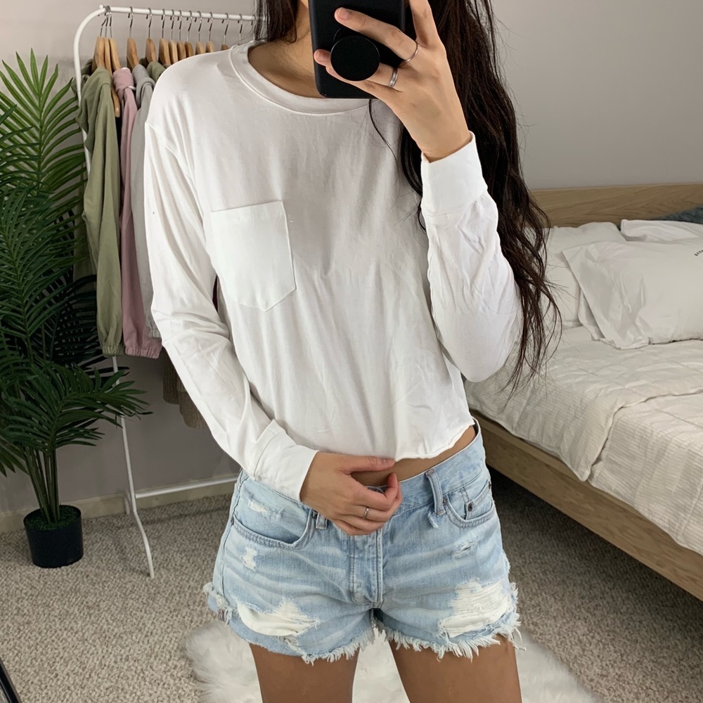 🆕 Gretchen- White Cropped Long Sleeve - Picture 5 of 5